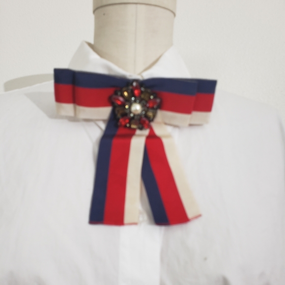 AUTH GUCCI Sylvie Web Bow Brooch Blue Silk Crystal Button - Picture 3 of 6